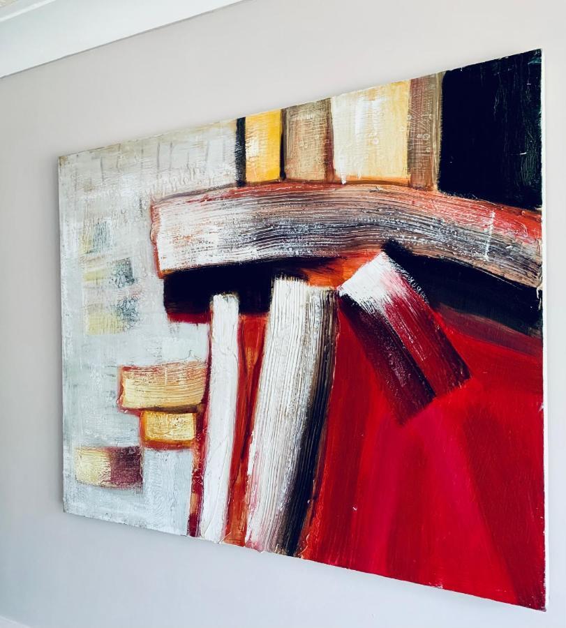 The Lake House, ووكينغ المظهر الخارجي الصورة